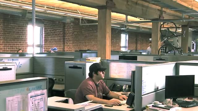 Yammer commercial “Cockfight”, directed by Thomas Richter